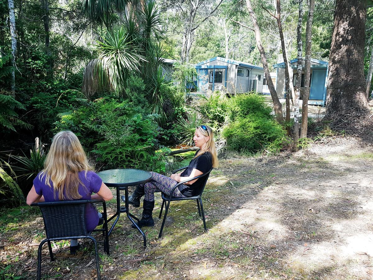 Strahan Retreat Holiday Park Exterior foto